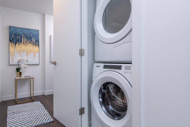 #2812, 510 12 Ave SW, Calgary, 1 Bedroom Bedrooms, 0 ,1 BathroomBathrooms,Condos/Townhouses,For Rent,Park Central,#2812, 510 12 Ave SW,0,2430