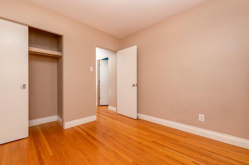 5007 Waverley Drive Southwest, Calgary, 4 Bedrooms Bedrooms, 0 ,2 BathroomsBathrooms,Houses,For Rent,5007 Waverley Drive Southwest,0,2434