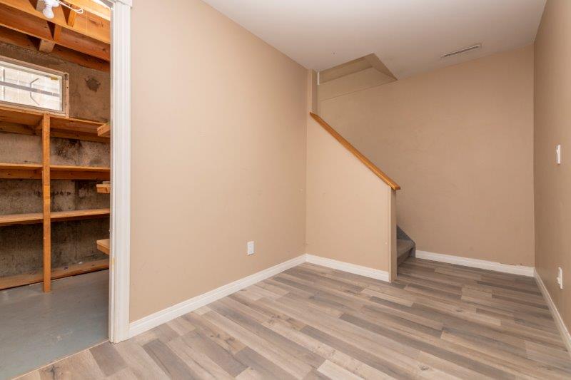 5007 Waverley Drive Southwest, Calgary, 4 Bedrooms Bedrooms, 0 ,2 BathroomsBathrooms,Houses,For Rent,5007 Waverley Drive Southwest,0,2434