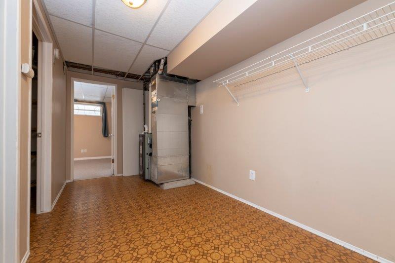 5007 Waverley Drive Southwest, Calgary, 4 Bedrooms Bedrooms, 0 ,2 BathroomsBathrooms,Houses,For Rent,5007 Waverley Drive Southwest,0,2434