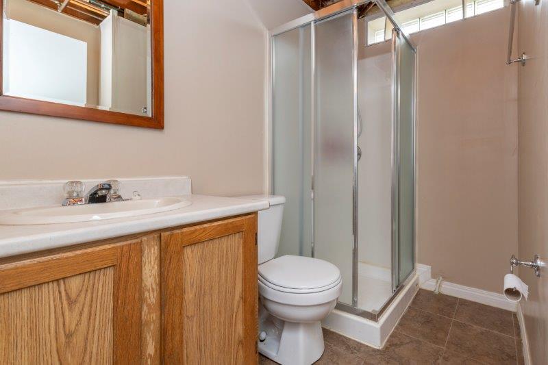 5007 Waverley Drive Southwest, Calgary, 4 Bedrooms Bedrooms, 0 ,2 BathroomsBathrooms,Houses,For Rent,5007 Waverley Drive Southwest,0,2434