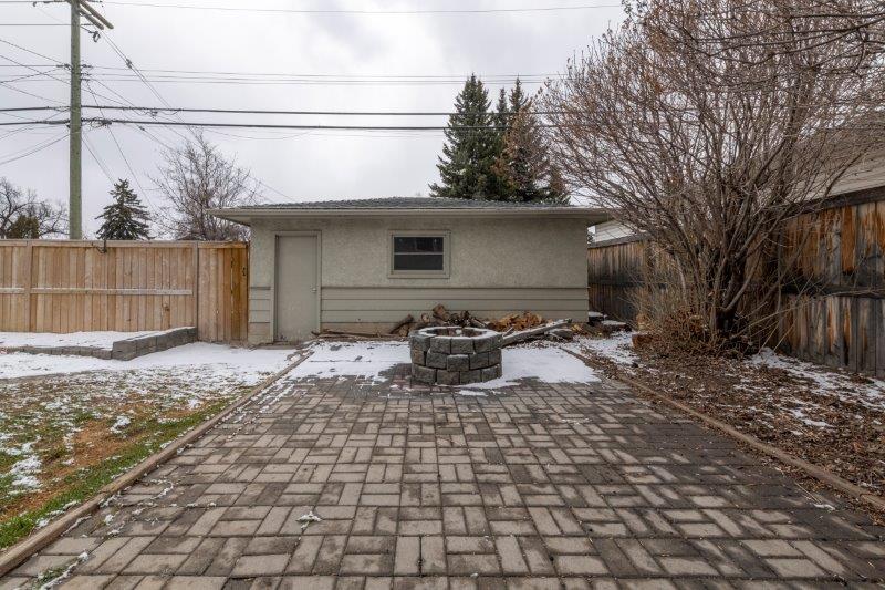 5007 Waverley Drive Southwest, Calgary, 4 Bedrooms Bedrooms, 0 ,2 BathroomsBathrooms,Houses,For Rent,5007 Waverley Drive Southwest,0,2434