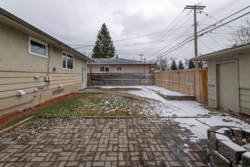 5007 Waverley Drive Southwest, Calgary, 4 Bedrooms Bedrooms, 0 ,2 BathroomsBathrooms,Houses,For Rent,5007 Waverley Drive Southwest,0,2434