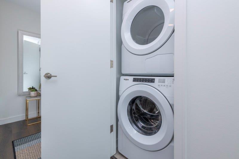 1412, 510 12 Avenue Southwest, Calgary, 1 Bedroom Bedrooms, 0 ,1 BathroomBathrooms,Condos/Townhouses,For Rent,Park Central,1412, 510 12 Avenue Southwest,0,2441