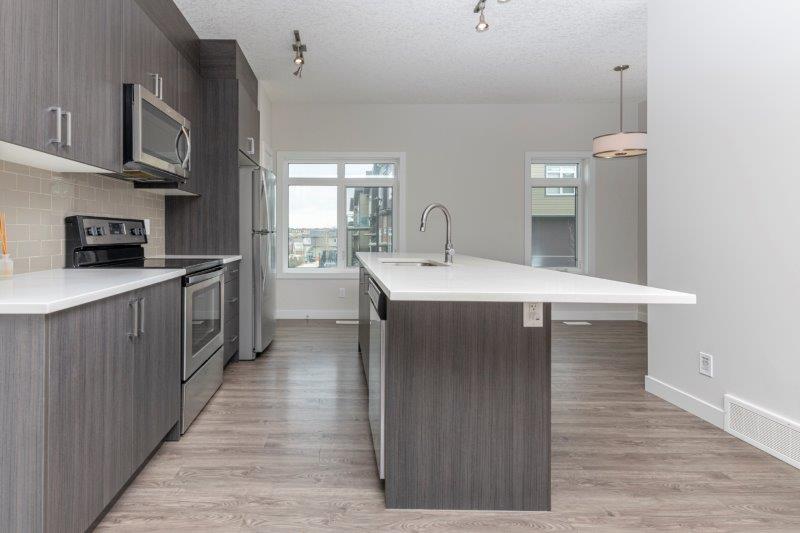 148 Sage Bluff Circle NW, Calgary, 3 Bedrooms Bedrooms, ,2.5 BathroomsBathrooms,Condos/Townhouses,For Rent,148 Sage Bluff Circle NW,2447