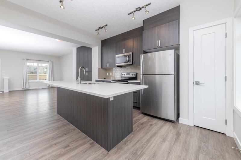 148 Sage Bluff Circle NW, Calgary, 3 Bedrooms Bedrooms, ,2.5 BathroomsBathrooms,Condos/Townhouses,For Rent,148 Sage Bluff Circle NW,2447