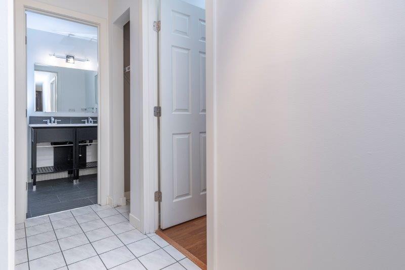 104, 1735 11 Ave SW, Calgary, 2 Bedrooms Bedrooms, 0 ,2 BathroomsBathrooms,Condos/Townhouses,For Rent,Westport,104, 1735 11 Ave SW,0,2455