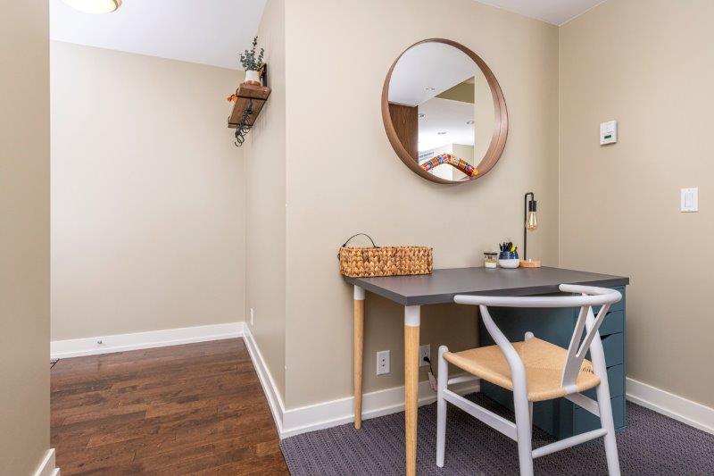 726, 222 Riverfront Ave SW, Calgary, 2 Bedrooms Bedrooms, ,2 BathroomsBathrooms,Condos/Townhouses,For Rent,Waterfront B,726, 222 Riverfront Ave SW,2490