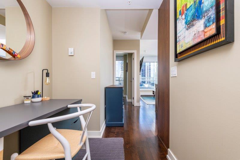 726, 222 Riverfront Ave SW, Calgary, 2 Bedrooms Bedrooms, ,2 BathroomsBathrooms,Condos/Townhouses,For Rent,Waterfront B,726, 222 Riverfront Ave SW,2490