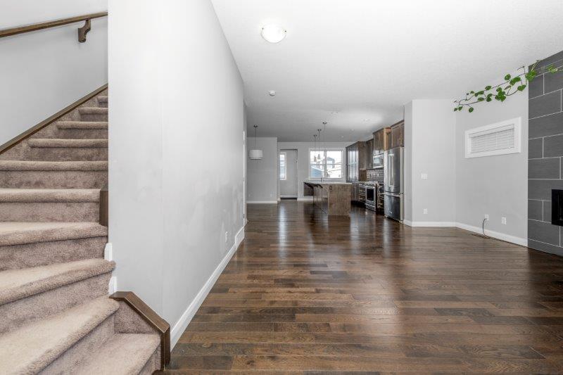 117 Redstone Park Northeast, Calgary, 3 Bedrooms Bedrooms, 0 ,2.5 BathroomsBathrooms,Condos/Townhouses,For Rent,117 Redstone Park Northeast,0,2491