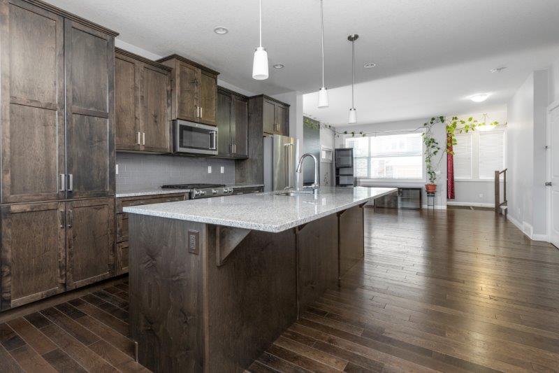117 Redstone Park Northeast, Calgary, 3 Bedrooms Bedrooms, 0 ,2.5 BathroomsBathrooms,Condos/Townhouses,For Rent,117 Redstone Park Northeast,0,2491