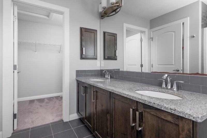 117 Redstone Park Northeast, Calgary, 3 Bedrooms Bedrooms, 0 ,2.5 BathroomsBathrooms,Condos/Townhouses,For Rent,117 Redstone Park Northeast,0,2491