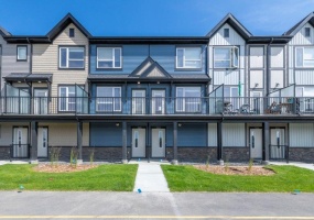 358 210 Ave SW, Calgary, 2 Bedrooms Bedrooms, ,2.5 BathroomsBathrooms,Condos/Townhouses,For Rent,Belwood Park,358 210 Ave SW,2495