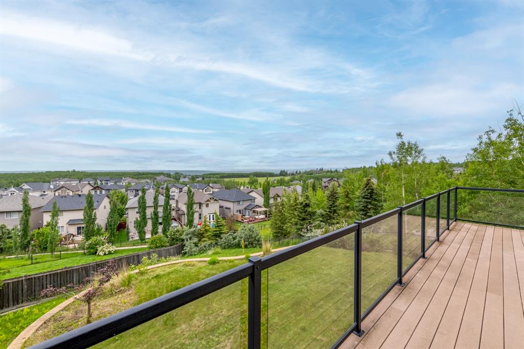 222 Tremblant Place SW, Calgary, 3 Bedrooms Bedrooms, ,3 BathroomsBathrooms,Houses,Sold,2501