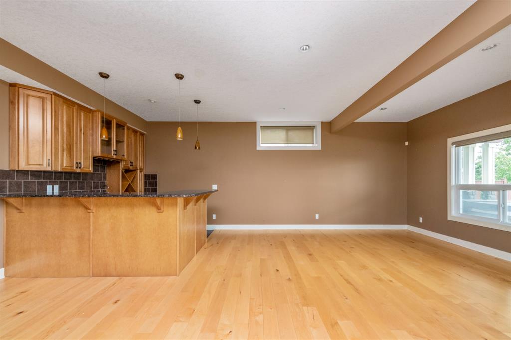 222 Tremblant Place SW, Calgary, 3 Bedrooms Bedrooms, ,3 BathroomsBathrooms,Houses,Sold,2501