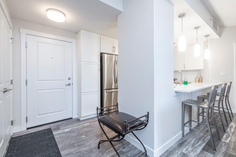 201, 32 Varsity Estates Circle NW, Calgary, 2 Bedrooms Bedrooms, 0 ,2 BathroomsBathrooms,Condos/Townhouses,For Rent,The Groves Of Varsity,201, 32 Varsity Estates Circle NW,0,2512