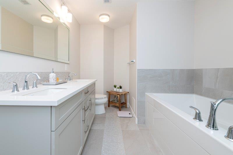 201, 32 Varsity Estates Circle NW, Calgary, 2 Bedrooms Bedrooms, 0 ,2 BathroomsBathrooms,Condos/Townhouses,For Rent,The Groves Of Varsity,201, 32 Varsity Estates Circle NW,0,2512