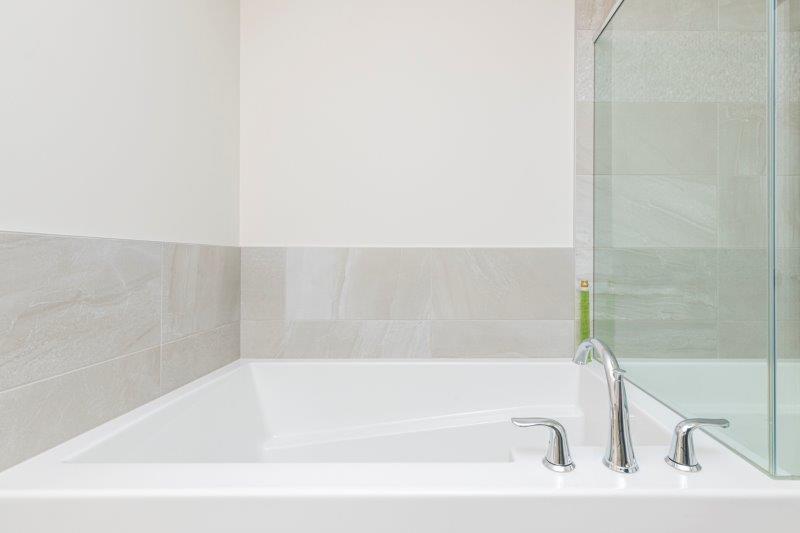 201, 32 Varsity Estates Circle NW, Calgary, 2 Bedrooms Bedrooms, 0 ,2 BathroomsBathrooms,Condos/Townhouses,For Rent,The Groves Of Varsity,201, 32 Varsity Estates Circle NW,0,2512