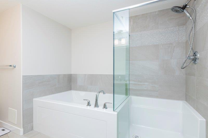 201, 32 Varsity Estates Circle NW, Calgary, 2 Bedrooms Bedrooms, 0 ,2 BathroomsBathrooms,Condos/Townhouses,For Rent,The Groves Of Varsity,201, 32 Varsity Estates Circle NW,0,2512