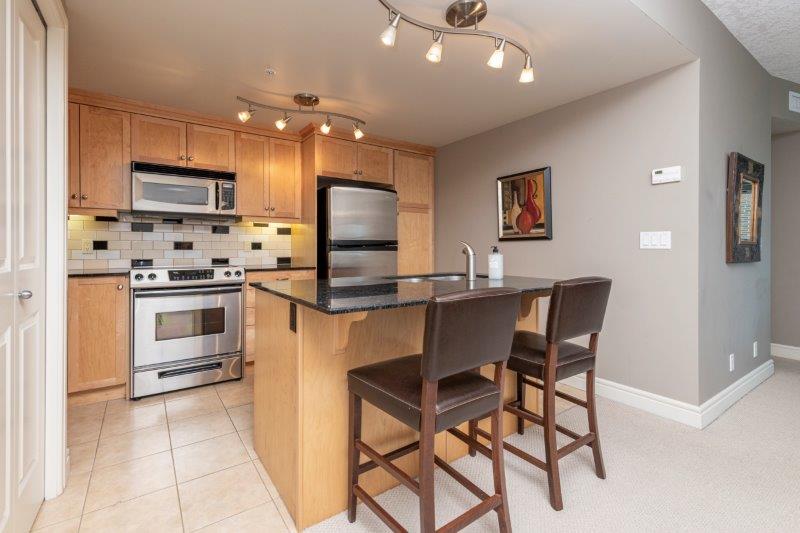 1202, 920 5 Avenue SW, Calgary, 1 Bedroom Bedrooms, ,1 BathroomBathrooms,Condos/Townhouses,For Rent,Five West - Tower 1,1202, 920 5 Avenue SW,2522