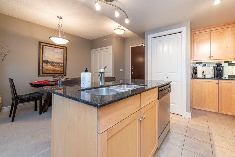 1202, 920 5 Avenue SW, Calgary, 1 Bedroom Bedrooms, ,1 BathroomBathrooms,Condos/Townhouses,For Rent,Five West - Tower 1,1202, 920 5 Avenue SW,2522