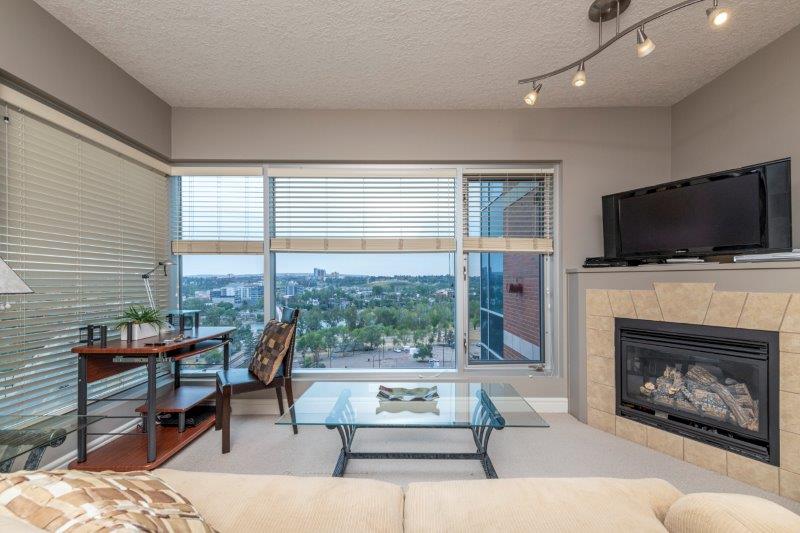 1202, 920 5 Avenue SW, Calgary, 1 Bedroom Bedrooms, ,1 BathroomBathrooms,Condos/Townhouses,For Rent,Five West - Tower 1,1202, 920 5 Avenue SW,2522