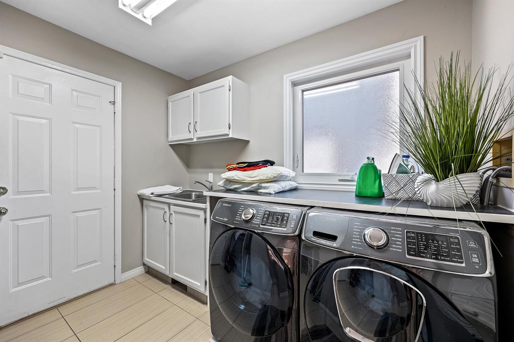 417 Douglas Woods Place SE, Calgary, 4 Bedrooms Bedrooms, ,3 BathroomsBathrooms,Houses,For Sale,2566
