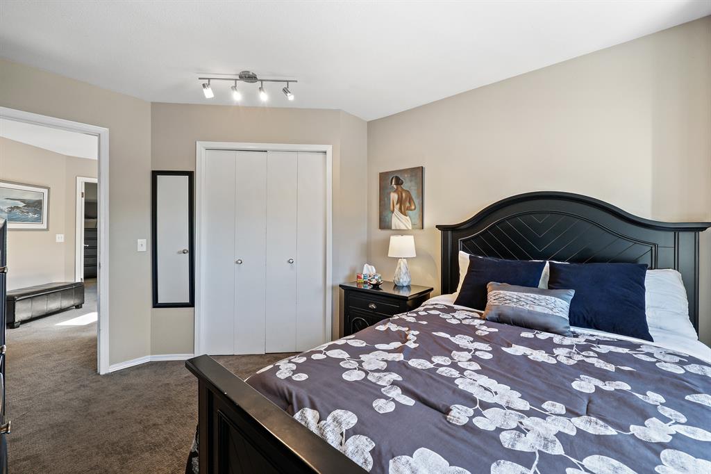 417 Douglas Woods Place SE, Calgary, 4 Bedrooms Bedrooms, ,3 BathroomsBathrooms,Houses,For Sale,2566
