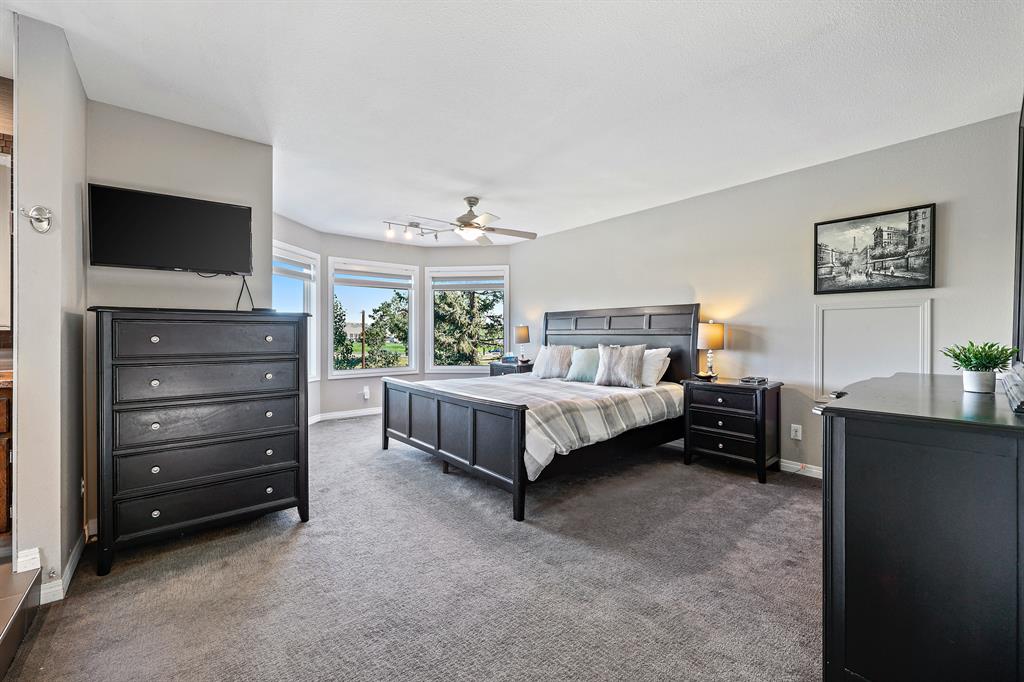 417 Douglas Woods Place SE, Calgary, 4 Bedrooms Bedrooms, ,3 BathroomsBathrooms,Houses,For Sale,2566