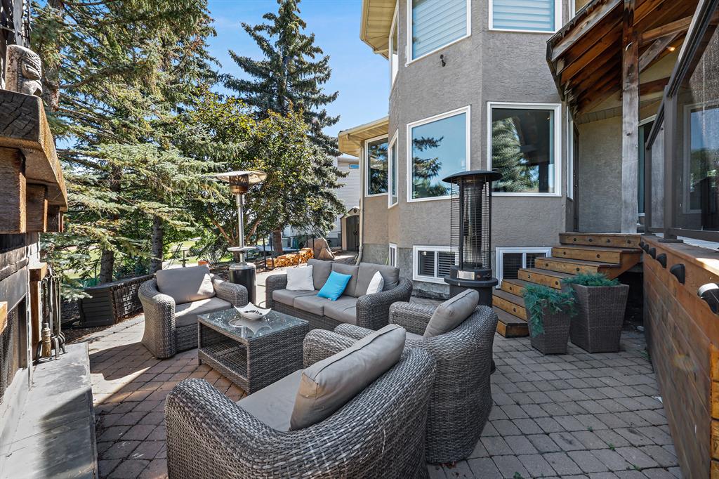 417 Douglas Woods Place SE, Calgary, 4 Bedrooms Bedrooms, ,3 BathroomsBathrooms,Houses,For Sale,2566