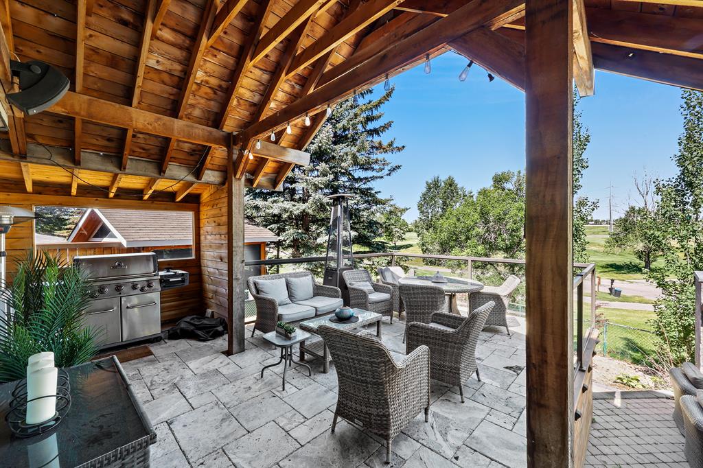 417 Douglas Woods Place SE, Calgary, 4 Bedrooms Bedrooms, ,3 BathroomsBathrooms,Houses,For Sale,2566