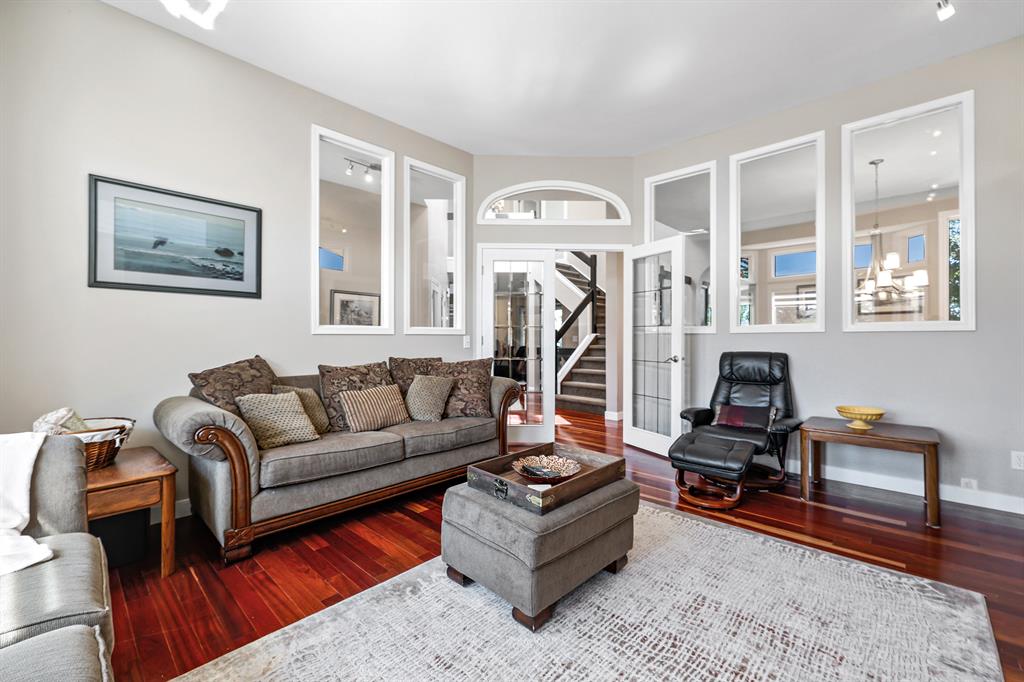 417 Douglas Woods Place SE, Calgary, 4 Bedrooms Bedrooms, ,3 BathroomsBathrooms,Houses,For Sale,2566