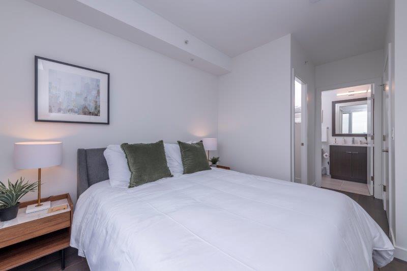 2008, 510 12 Avenue Southwest, Calgary, 2 Bedrooms Bedrooms, ,2 BathroomsBathrooms,Condos/Townhouses,For Rent,Park Central,2008, 510 12 Avenue Southwest,2570
