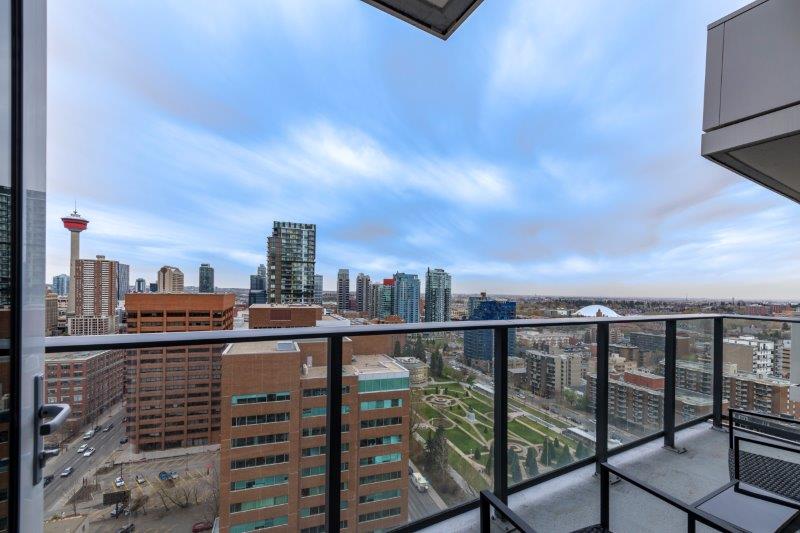 2008, 510 12 Avenue Southwest, Calgary, 2 Bedrooms Bedrooms, ,2 BathroomsBathrooms,Condos/Townhouses,For Rent,Park Central,2008, 510 12 Avenue Southwest,2570