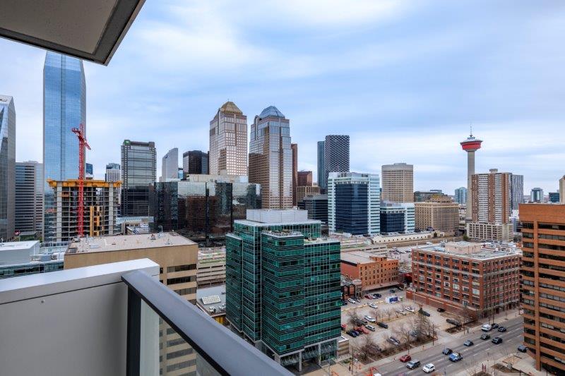 2008, 510 12 Avenue Southwest, Calgary, 2 Bedrooms Bedrooms, ,2 BathroomsBathrooms,Condos/Townhouses,For Rent,Park Central,2008, 510 12 Avenue Southwest,2570