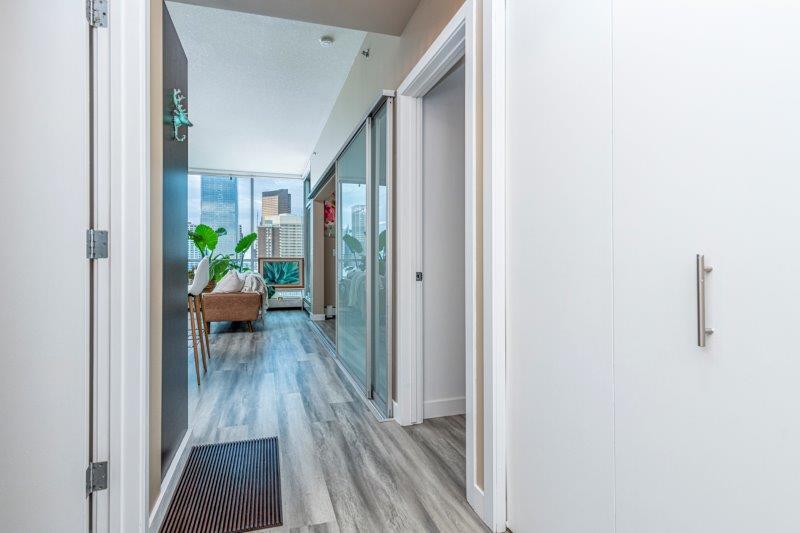 2003, 135 13 Ave SW, Calgary, 1.5 Bedrooms Bedrooms, ,1 BathroomBathrooms,Condos/Townhouses,Rented,Colours,2003, 135 13 Ave SW,2572