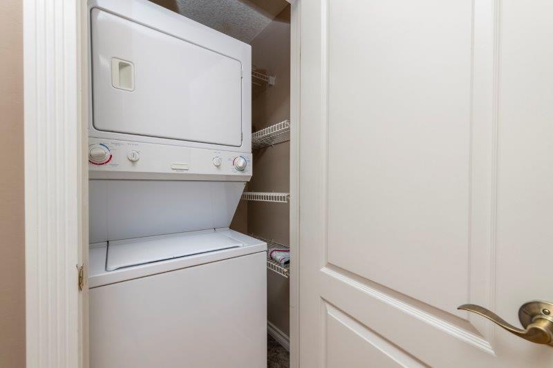 104, 343 4 Avenue Northeast, Calgary, 2 Bedrooms Bedrooms, 0 ,1 BathroomBathrooms,Condos/Townhouses,Rented,104, 343 4 Avenue Northeast,0,2574