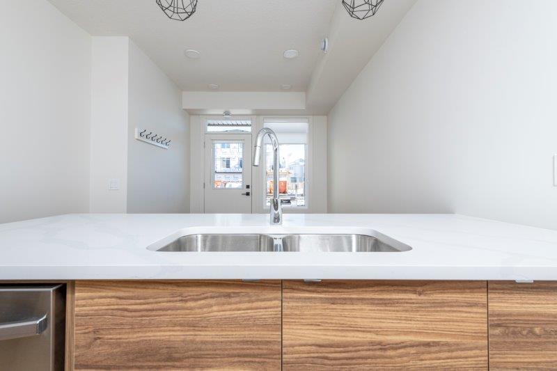 706, 10060 46th St NE, Calgary, 1 Bedroom Bedrooms, ,1 BathroomBathrooms,Condos/Townhouses,For Rent,ESSENTIALS SAVANNA 2,706, 10060 46th St NE,2594