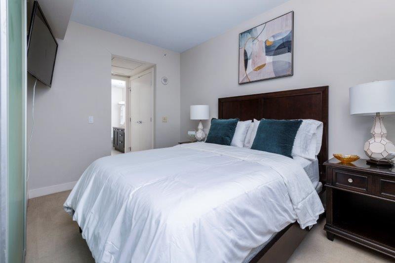 1322, 222 Riverfront Ae SW, Calgary, 2 Bedrooms Bedrooms, ,2 BathroomsBathrooms,Condos/Townhouses,For Rent,Waterfront,1322, 222 Riverfront Ae SW,2598