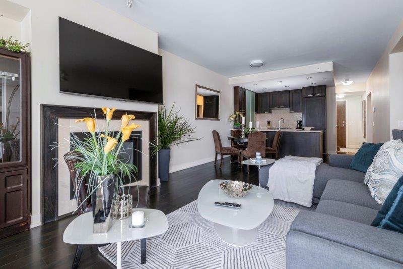 1322, 222 Riverfront Ae SW, Calgary, 2 Bedrooms Bedrooms, ,2 BathroomsBathrooms,Condos/Townhouses,For Rent,Waterfront,1322, 222 Riverfront Ae SW,2598