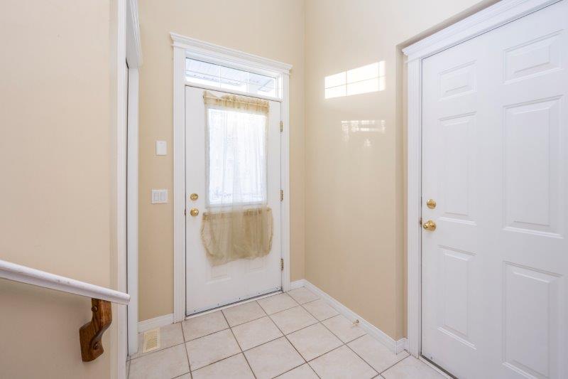 42 Cedargrove Lane Southwest, Calgary, 3 Bedrooms Bedrooms, 0 ,2.5 BathroomsBathrooms,Houses,For Rent,Marywood Lane,42 Cedargrove Lane Southwest,0,2609