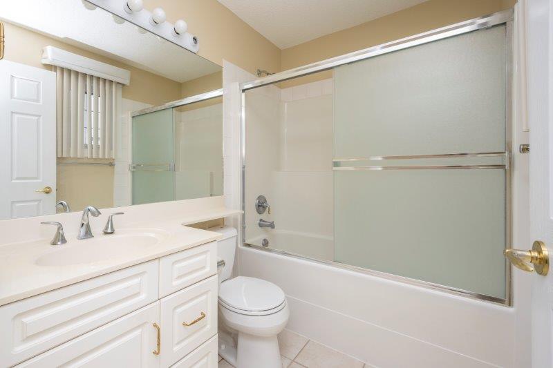 42 Cedargrove Lane Southwest, Calgary, 3 Bedrooms Bedrooms, 0 ,2.5 BathroomsBathrooms,Houses,For Rent,Marywood Lane,42 Cedargrove Lane Southwest,0,2609