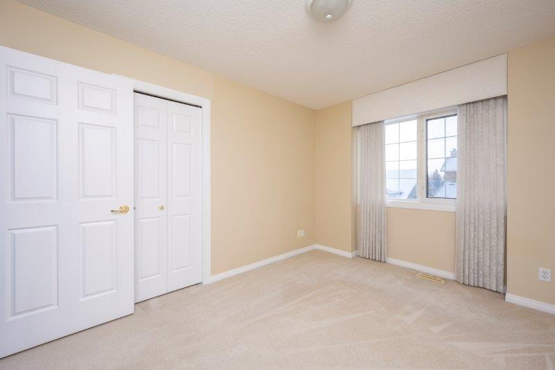 42 Cedargrove Lane Southwest, Calgary, 3 Bedrooms Bedrooms, 0 ,2.5 BathroomsBathrooms,Houses,For Rent,Marywood Lane,42 Cedargrove Lane Southwest,0,2609