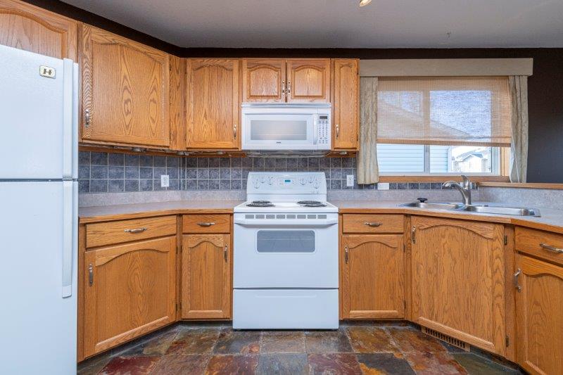 36 Covepark Close NE, Calgary, 3 Bedrooms Bedrooms, 0 ,2 BathroomsBathrooms,Houses,For Rent,36 Covepark Close NE,0,2610