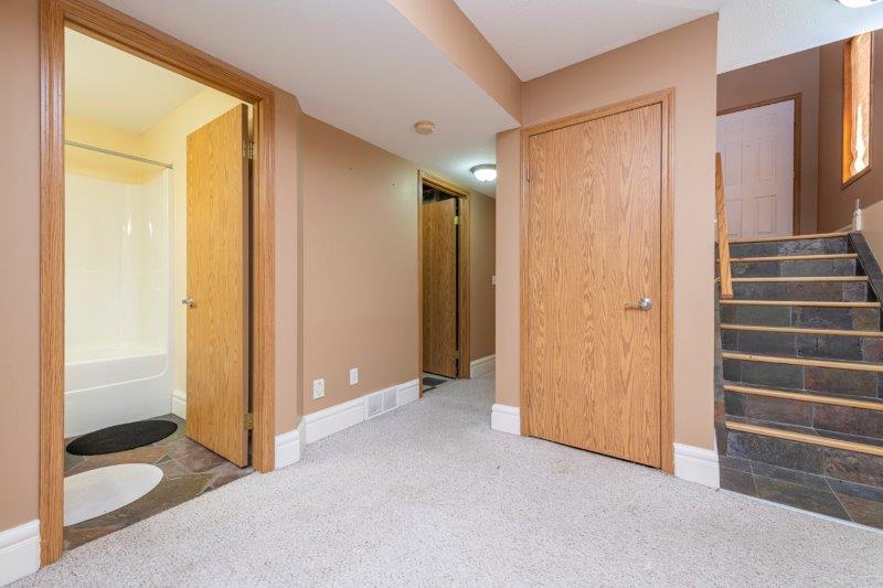 36 Covepark Close NE, Calgary, 3 Bedrooms Bedrooms, 0 ,2 BathroomsBathrooms,Houses,For Rent,36 Covepark Close NE,0,2610