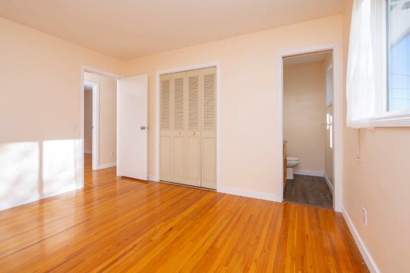 1040 Pensdale Crescent Southeast, Calgary, 6 Bedrooms Bedrooms, ,2.5 BathroomsBathrooms,Houses,Rented,1040 Pensdale Crescent Southeast,2615