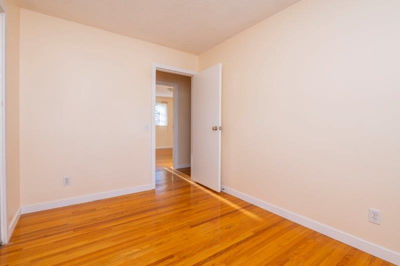 1040 Pensdale Crescent Southeast, Calgary, 6 Bedrooms Bedrooms, ,2.5 BathroomsBathrooms,Houses,Rented,1040 Pensdale Crescent Southeast,2615
