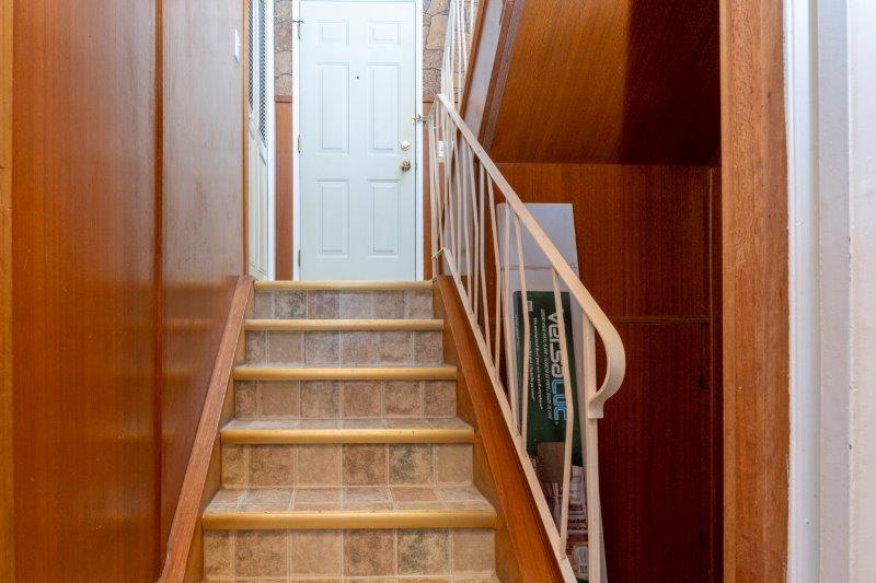 1040 Pensdale Crescent Southeast, Calgary, 6 Bedrooms Bedrooms, ,2.5 BathroomsBathrooms,Houses,Rented,1040 Pensdale Crescent Southeast,2615