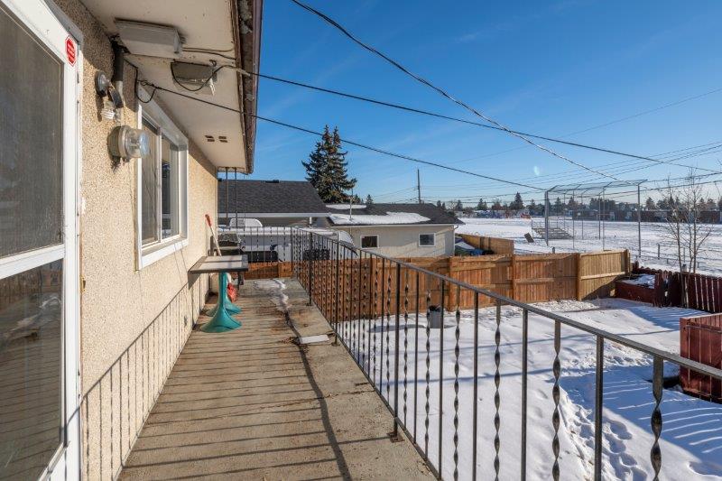 1040 Pensdale Crescent Southeast, Calgary, 6 Bedrooms Bedrooms, ,2.5 BathroomsBathrooms,Houses,Rented,1040 Pensdale Crescent Southeast,2615