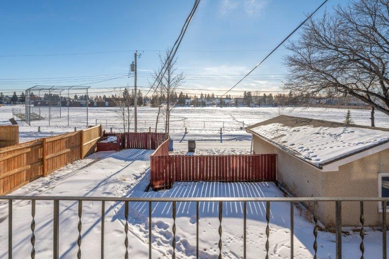 1040 Pensdale Crescent Southeast, Calgary, 6 Bedrooms Bedrooms, ,2.5 BathroomsBathrooms,Houses,Rented,1040 Pensdale Crescent Southeast,2615